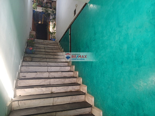 En Venta Casa Con Local Comercial De 175 Metros Cuadrados, Excelente Ubicación En El Casco Central De Tucacas.