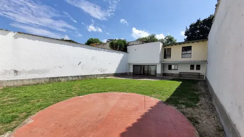 Casa Local Independiente Ubicada Entre Glorieta De Colombia Y Estacion Floresta