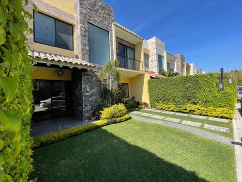 Impecable Casa En Condominio Doble Acceso Controlado Linda Area Comun