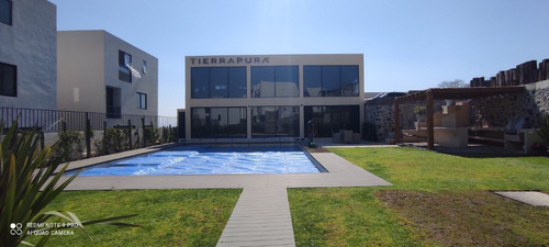 Venta De Espectacular Townhouse En Tierra Pura Zibata