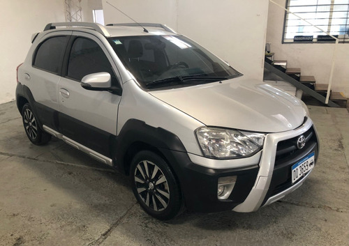 Toyota Etios 1.5 Cross