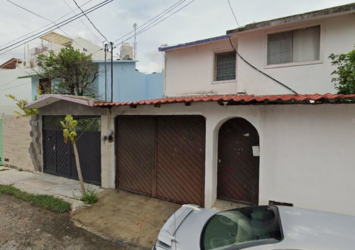 Sk01- Casa En Remate Bancario En C. Usumacinta, Miramar, Tuxtla Gutierres, Chis. (65% Debajo De Su Valor Comercial, Solo Recursos Propios)