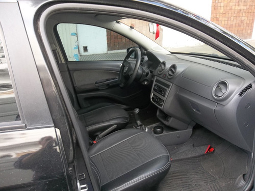 Imagen 6 de 15 de Volkswagen Gol Trend 1.6 5 Puertas Pack Ii
