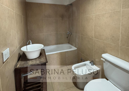 Venta Departamento 2 Ambientes En Moreno Centro