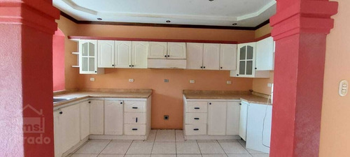 Imagen 11 de 12 de Se Vende Casa De 2 Plantas En Urbanización En Coronado