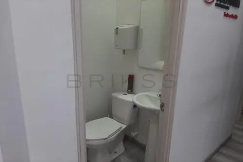 Local En Arriendo/venta En Las Nieves. Cod A5876