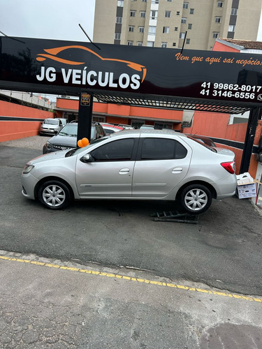 Renault Logan 1.0 16v Expression Hi-flex 4p