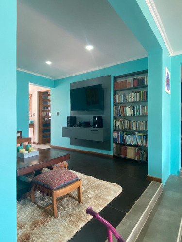 En Venta Casa, Condominio Las Mercedes, Machalí