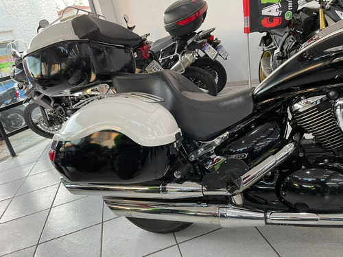 Imagem 4 de 10 de Suzuki Boulevard M800 2011