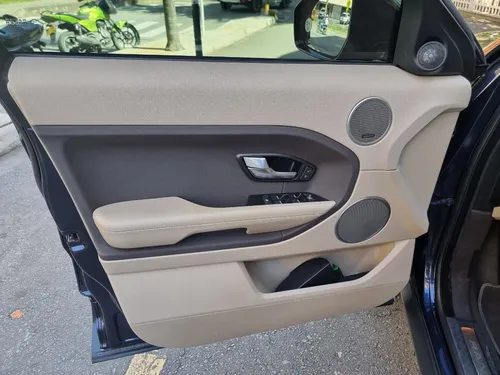 Land Rover Evoque 2.0 Pure Si4