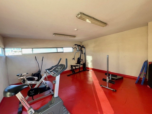 Arriendo Depto 2 Dorm. En Calle Santa Isabel
