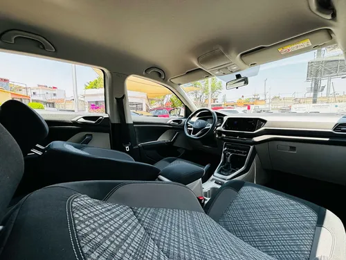 Volkswagen Taigun 1.0 Tsi Comfortline At