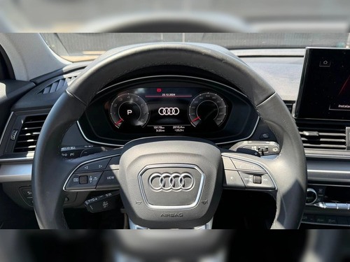 Audi Q5 45 TFSI 4X4 2.0 AT