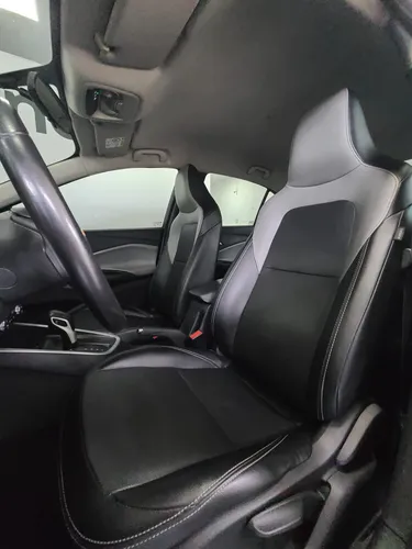 Chevrolet Onix 1.0T Premier Sedan At