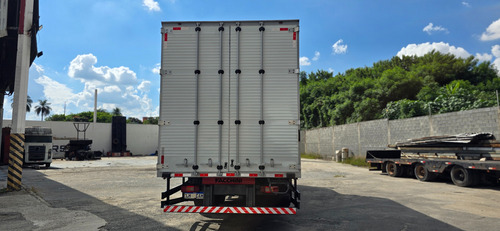 Volvo Vm 270 Leito Bau Aluminio 16 Paletes Ano 2021