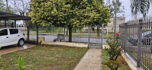 Se Vende Casa 2 Dormi-cochera-patio B°los Boulevares