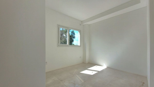 Venta Ph Cuatro Ambientes Con Jardín En Boulogne