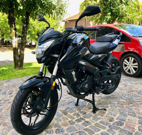 Imagen 19 de 25 de Bajaj Rouser Ns 200 Roja Y Negra 2016 Rodada En 2020, 5.000k