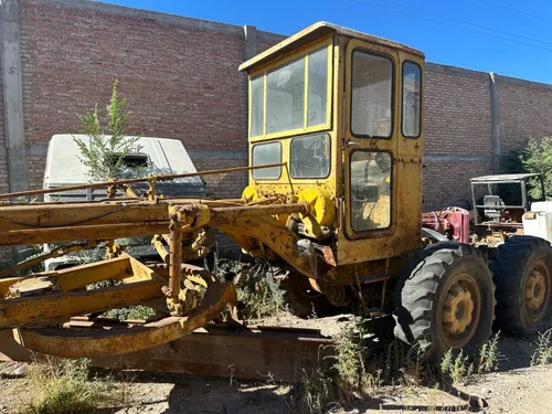 Motoniveladora Caterpillar 12 F