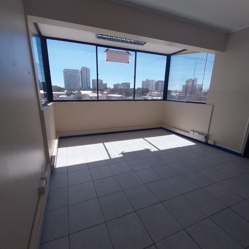 Arrienda Piso Con 5 Oficinas, Centro Calama