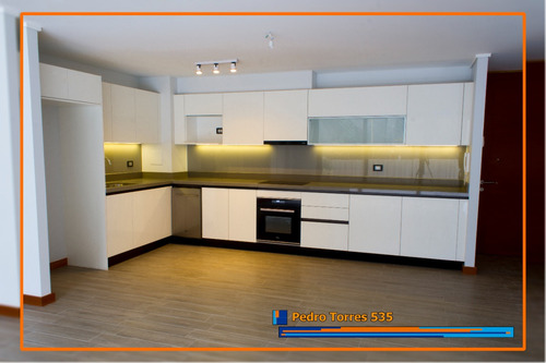 Dptos Semi-nuevos! De 2d/2b N Con Patio, Incl Estac. Y Bod.