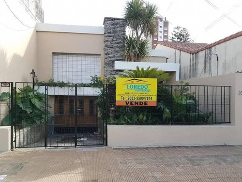 Casa  En Venta En Lomas De Zamora,  G.b.a. Zona Sur