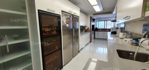 Imagen 9 de 18 de Venta Departamento De Tres Dormitorios En Suite Dependencia Servicio Frente Al Mar Playa Mansa - Punta Del Este Mansa