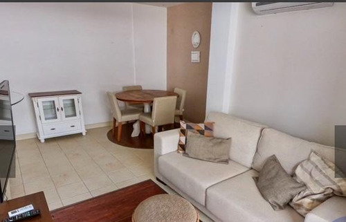 Imagem 3 de 24 de Apartamento Com 2 Dormitórios No Centro - Ap5567