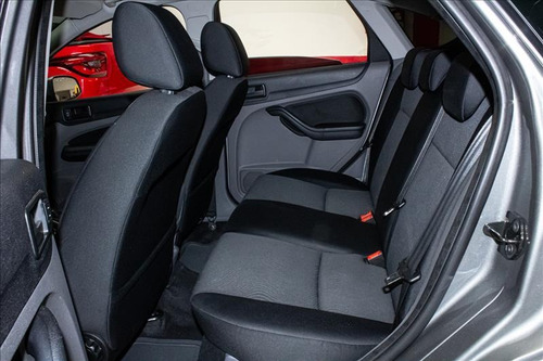Imagem 8 de 11 de Ford Focus 1.6 Gl 16v