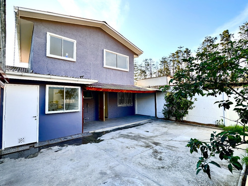 Gran Casa Como Nueva En Bosque San Carlos 4d 2b Oportunidad!