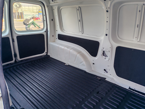 Volkswagen Caddy 1.6 Maxi Mt