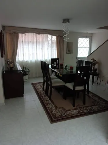 Se Vende Casa En Bosque Popular De 180 Mt2 Unifamiliar