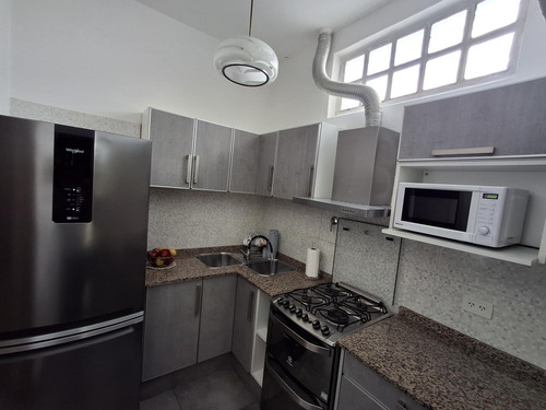 Casa Con Lote Propio En Venta. Jose Leon Suarez