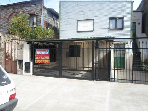 Amplia Casa 4 Ambientes