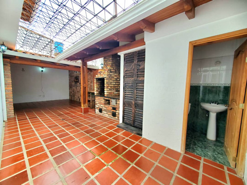 Rdcasa En Alquiler !!! Conj. Resd Terrazas De Paramillo C