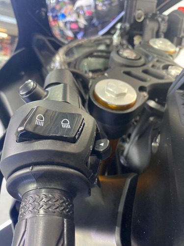 Yamaha R-15 Modelo 2025