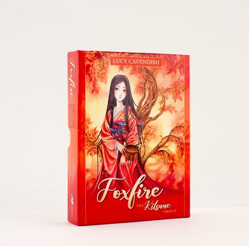 Foxfire : The Kitsune Oracle, De Lucy Cavendish. Editorial Blue Angel Gallery En Inglés