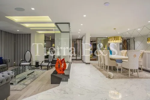 ¡espléndida Casa De Lujo En San Simón: 470m² En Lote De 1720m², 3 Años De Remodelación!