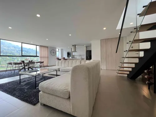 Apartamento En Venta En Loma De Las Brujas. Cod V12609