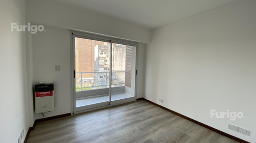 CÓDIGO XVIII | Av. Pellegrini 2632