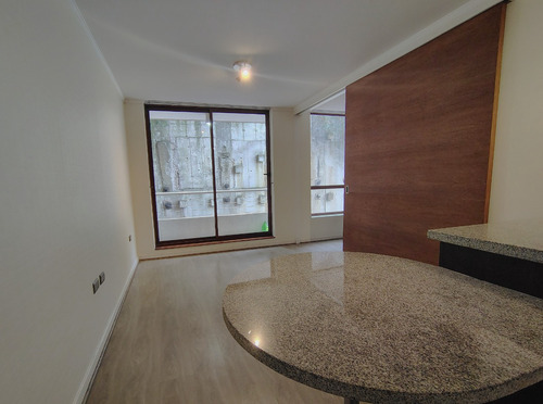 Piso 4 A Pasos Sanatorio Aleman 1 Dorm + Estac Concepcion