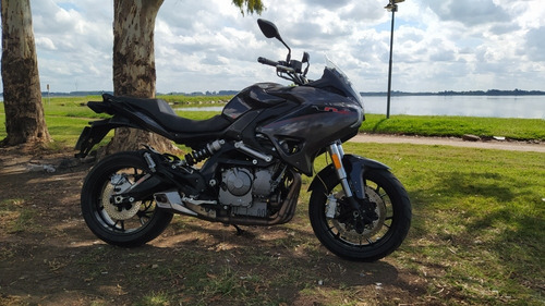 Imagen 12 de 18 de Benelli 600 Gt