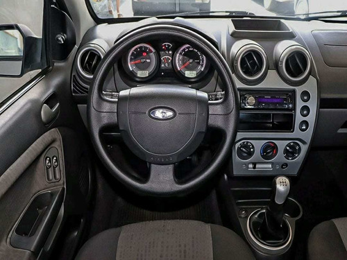 Imagem 8 de 11 de Ford Fiesta Se Plus 1.6 8v Flex