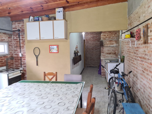 Casa En Venta En General Belgrano. Buenos Aires