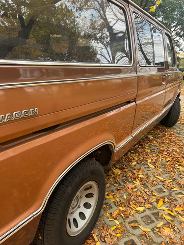 Ford Econoline E150 CUSTOM 1981