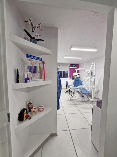 Renta De Consultorio Dental Equipado