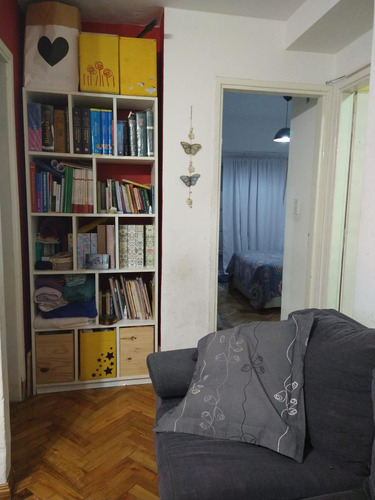 Semipiso En Recoleta De 3 Ambientes Con 2 Patios. Apto Profesional