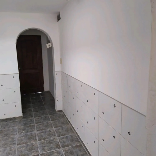 Imagen 4 de 15 de Divina Casa De 2 Dormitorios A Dos Cuadras Del Parque Prado!