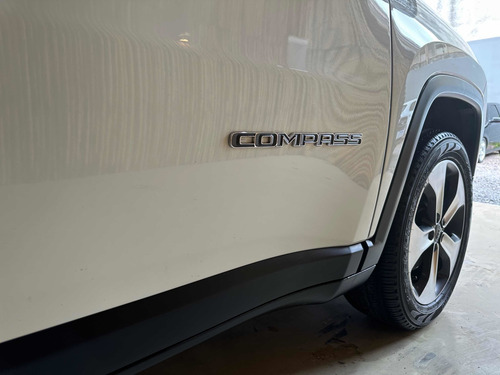Imagen 25 de 25 de Jeep Compass 2019 2.4 Longitude