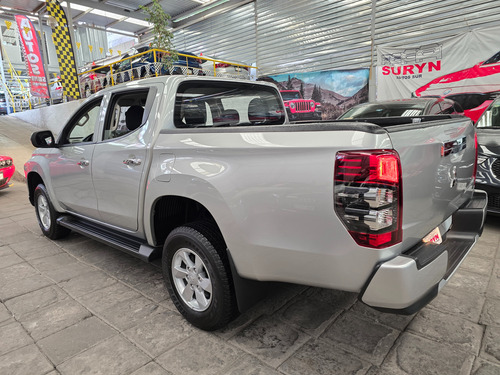 Mitsubishi L200 2.4 Cd Glx 4X2 Mt